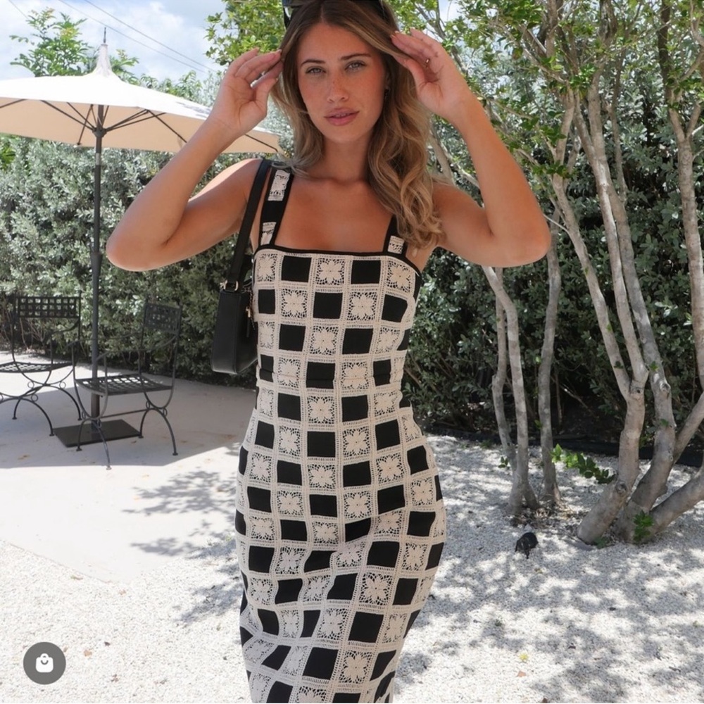 Tularosa Anna Crochet Maxi Dress - Picture 3 of 12